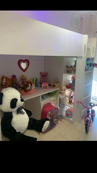 Cama alta infantil