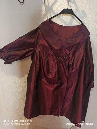 Gabardina vintage tornasolada color Burdeos