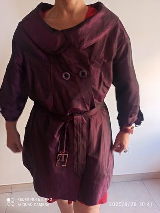 Gabardina vintage tornasolada color Burdeos