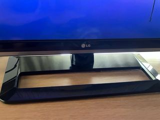 Televisor LG 47” Full HD