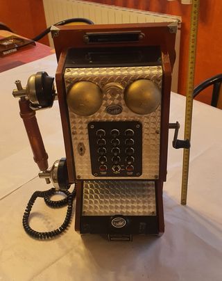 Teléfono moderno imitación Vintage