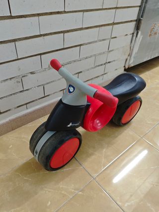 Moto correpasillos Imaginarium