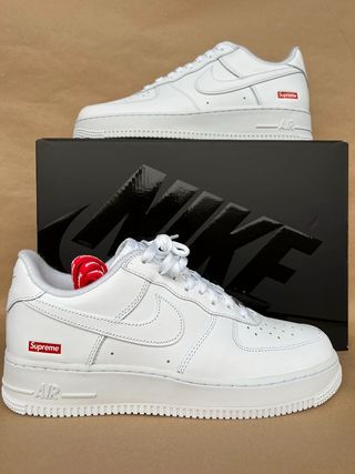 Nike Air Force 1 Low Supreme Talla 41