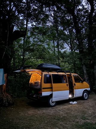 Volkswagen Caravelle Camper