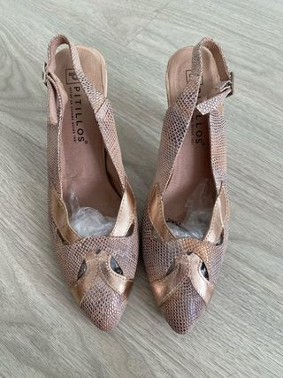 Zapatos tacón Pitillos dorados y rosas