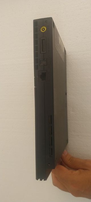 PlayStation 2 Slim Negra