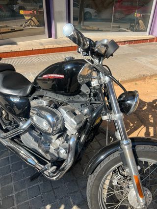 Harley Davidson Sportster 883 (2007)

