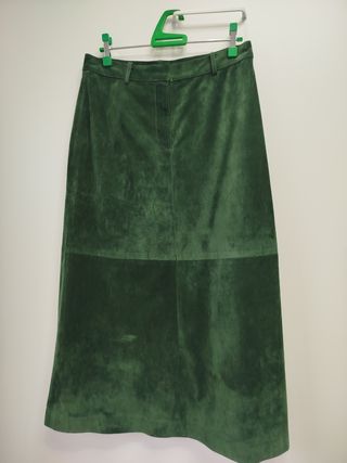 Falda de piel verde DKNY