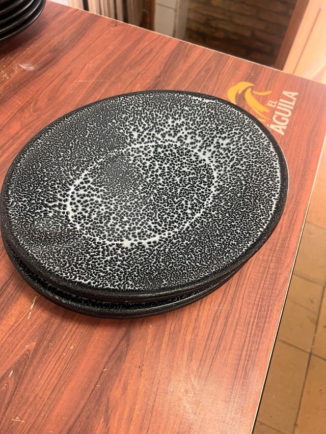 Juego de 4 Platos Ovalados Cerámica