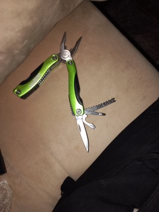 Alicate Multiusos Mannesmann Verde