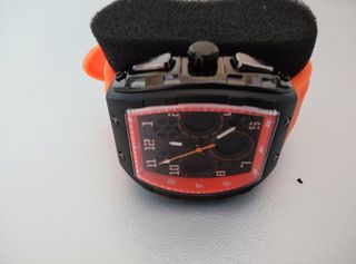 Reloj Deportivo Negro y Naranja