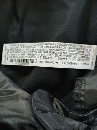 Pantalón Zara Negro Talla M con Volantes