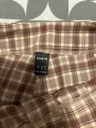 Pantalón de cuadros marrón y beige