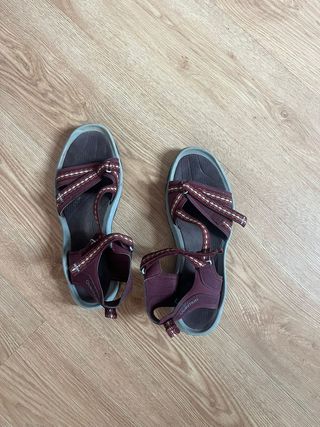 Sandalias montaña mujer Quechua moradas