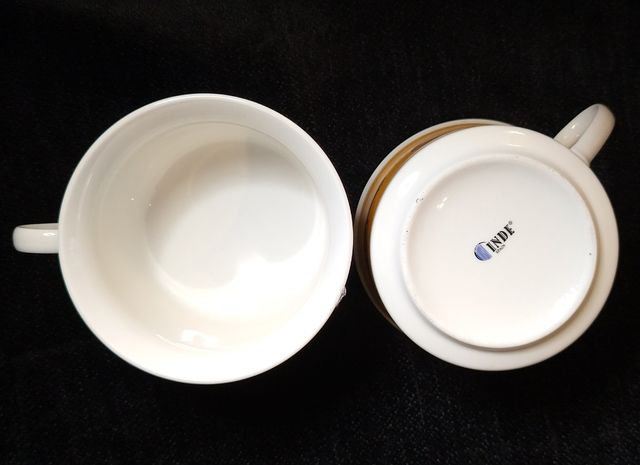 Tazas grandes desayuno. Platos musicales a juego