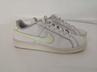 Zapatillas Nike Mujer Blancas y Verdes