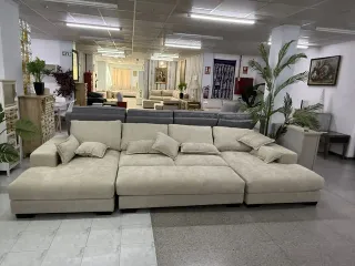 Sofá cama grande gris tela