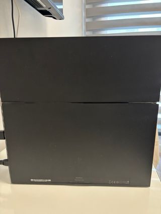 PS4 (PlayStation 4) 500GB
2 mandos