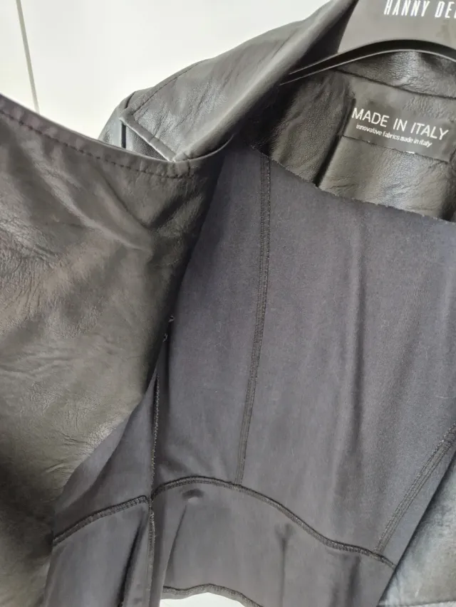 Giacca similpelle nera donna