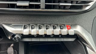 Peugeot 3008 1.2 PURETECH 96KW ALLURE S&S 130 5P