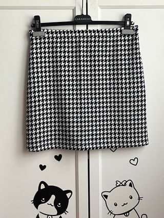 Lote 4 minifaldas Pull&Bear y Shein Talla L