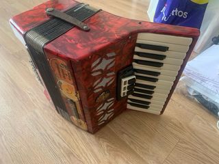 Acordeón Barcarole Studiosus Rojo