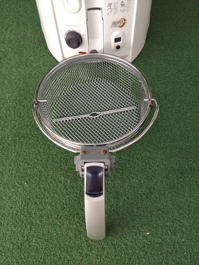 Friggitrice DeLonghi Roto Fry F 28533
