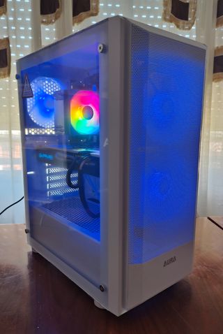 ORDENADOR GAMING 16GB RX 570 8GB XEON (i7) SSD
