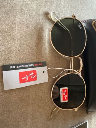 Gafas de Sol Ray-Ban Doradas y Negras