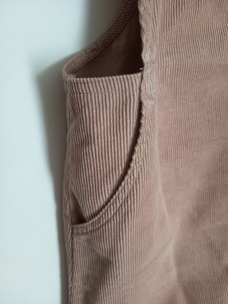 Peto de pana rosa 