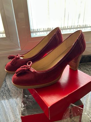 Zapatos Hobby ante burdeos talla 39