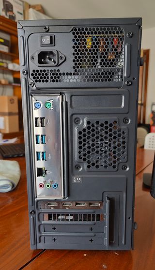PC Gaming Xeon (i7) RX 570 8GB 16GB RAM