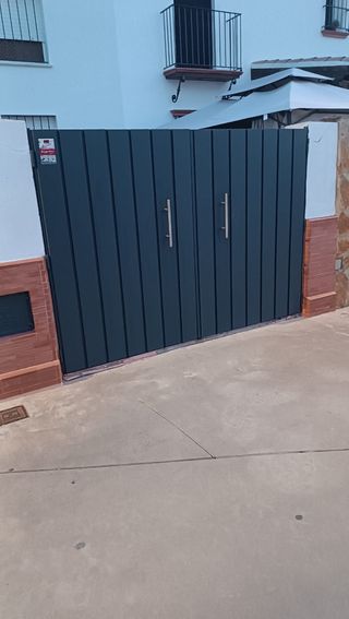 Puerta de hierro