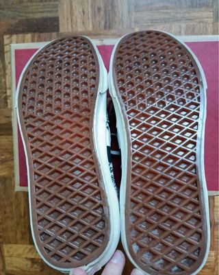 Zapatillas Vans Altas Estampadas . 