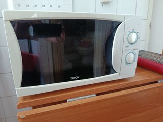 Microondas ECRON Blanco 20L
