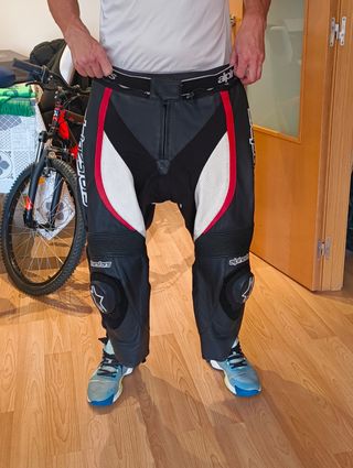 Mono de cuero Alpinestars