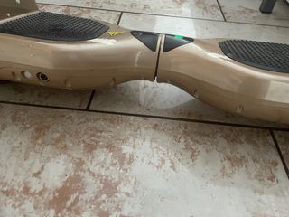 Hoverboard dorado con funda
