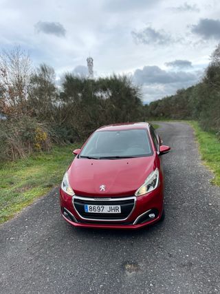 Peugeot 208 2014