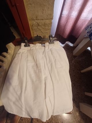 Traje fallero: chaleco, camisa y pantalón, medias