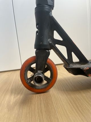 Patinete Sacrifice AK-115 Naranja