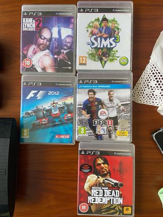 PS3 500GB con 2 mandos y 5 juegos