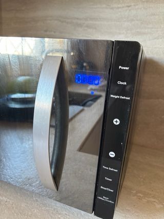 Microondas Russell Hobbs 23L Negro