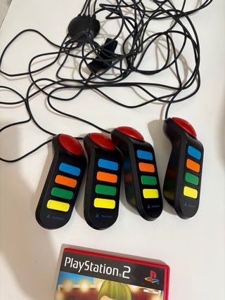 Buzz! El Gran Concurso Musical PS2 y mandos BUZZ 