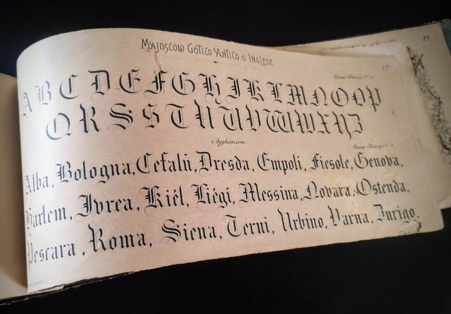 Fascicolo primi '900 scritte e numeri