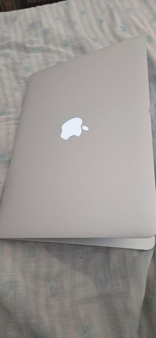 MacBook Air 13 (2013)