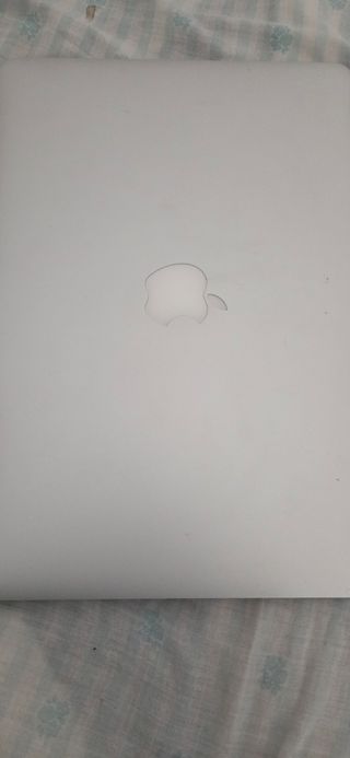 MacBook Air 13 (2013)