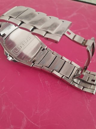 Reloj Lotus chico