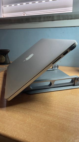 MacBook Pro Retina 13” 2015 de 256Gb y 8Gb RAM 