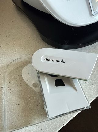 Thermomix TM5, con todos los accesorios