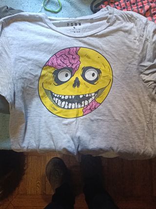 Camiseta FSBN gris talla L con estampado